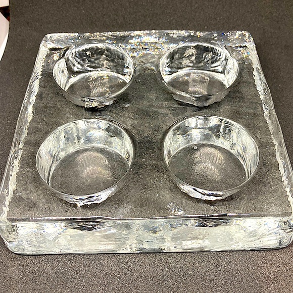 Crate & Barrel -Quattro mcm style
Thick clear glass tea light candle holder - Picture 1 of 6